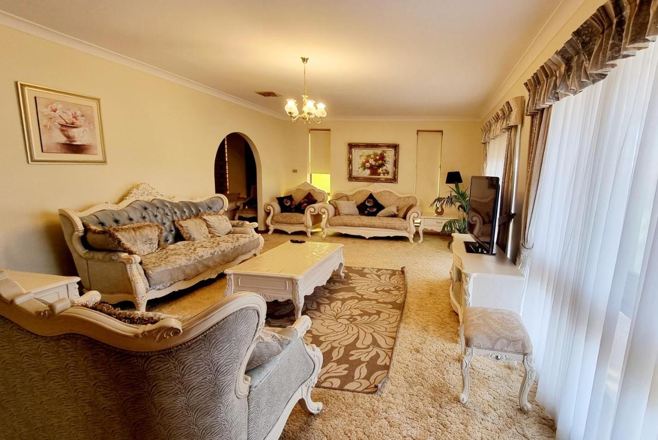 Spacious Holiday Home - Waikerie Buitenkant foto