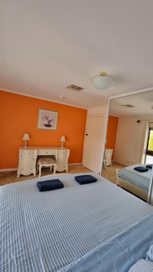 Spacious Holiday Home - Waikerie Buitenkant foto